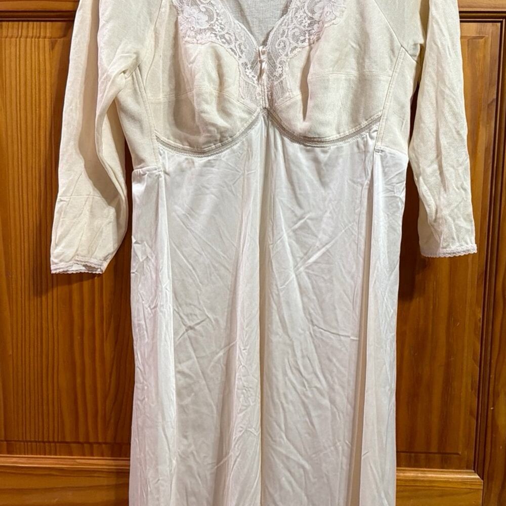 Vintage Wacoal Slip Size Small preloved
